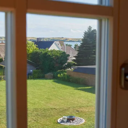 Moenchguter Reethus Mit Wasserblick, Kamin, Sauna Feriehus Alt Reddevitz