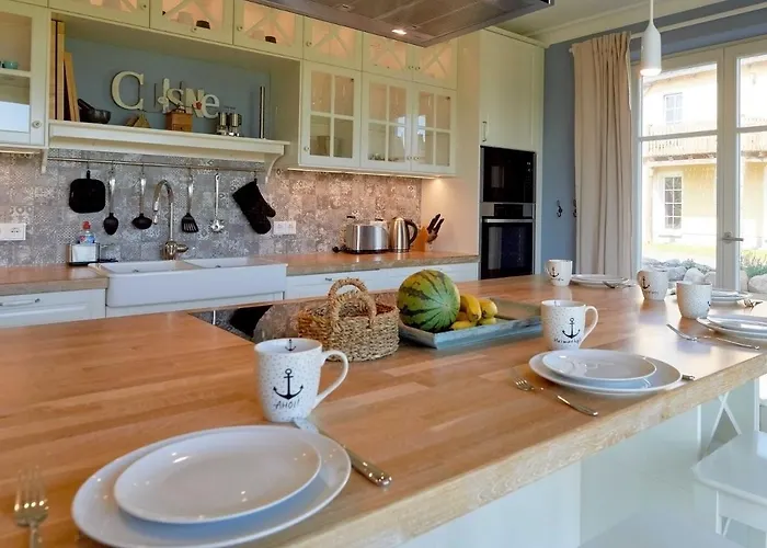 Moenchguter Reethus Mit Wasserblick, Kamin, Sauna * Alt Reddevitz